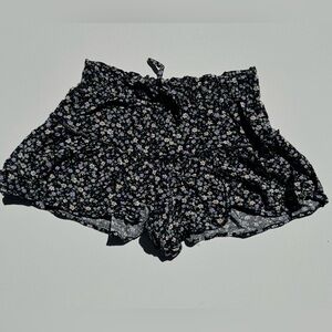 Aeropostale - Floral Black Women's Shorts